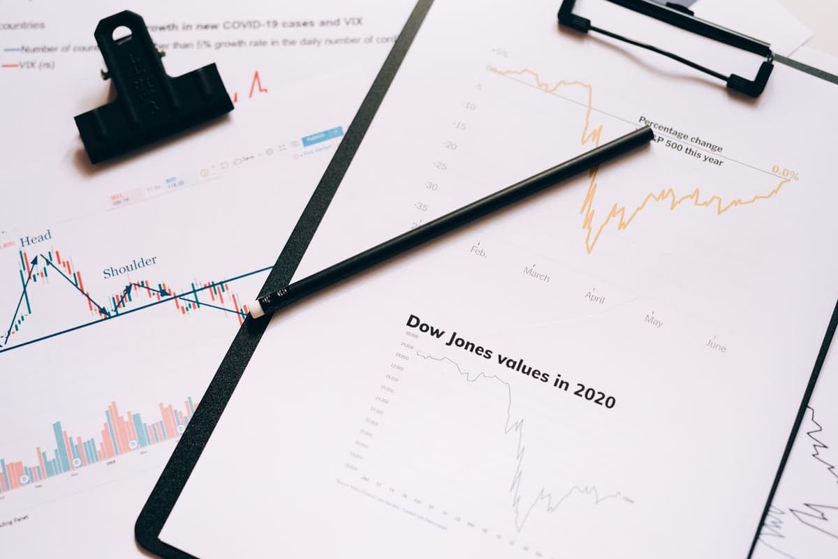 Tracking Whale Wallets: A 2026 Strategy for On-Chain Analysis Without Blind Copy-Trading
