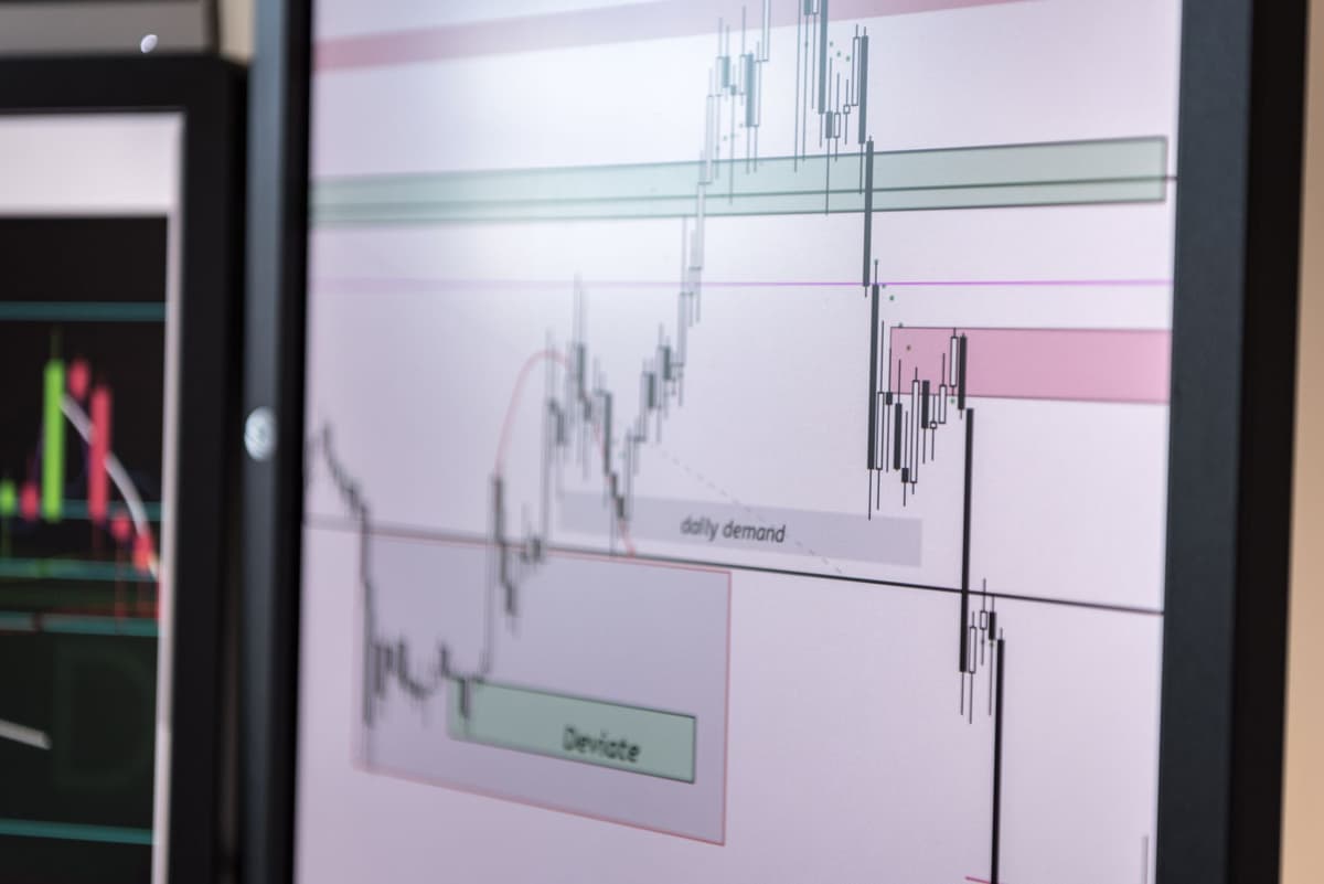 Solana Memecoin Narrative Review: Navigating the 2026 Liquidity Landscape
